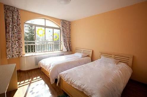 Sunflower Youth Hostel