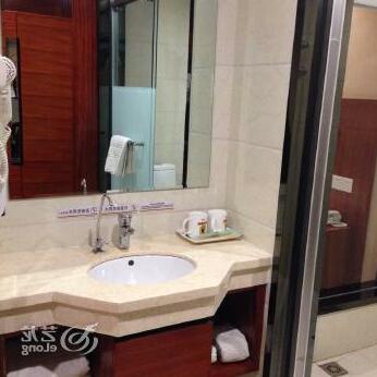 Super 8 Hotel Qingdao developing area of Petroleum University - Photo4