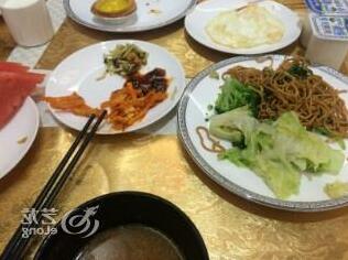 Tsingtao Center Apartment - Photo5