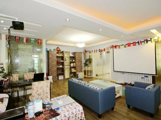 Uhome Youth Hostel - Photo2