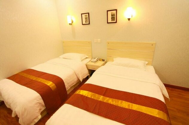 Young-Hi Holiday Inn - Photo4