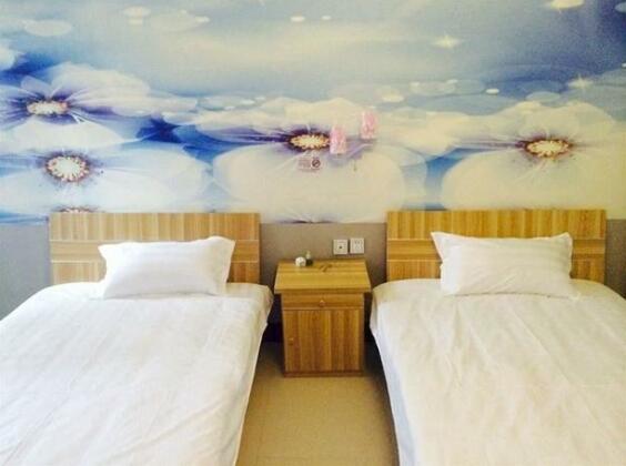 Youth Mini Hotel - Photo4