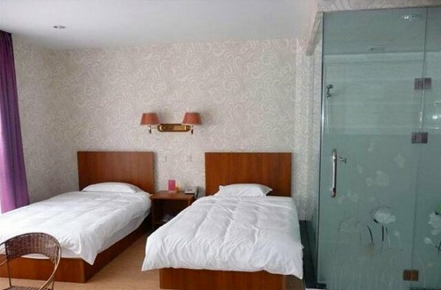 Ziyu Business Hotel - Photo4