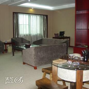 Liannan International Hotel Qingyuan - Photo4
