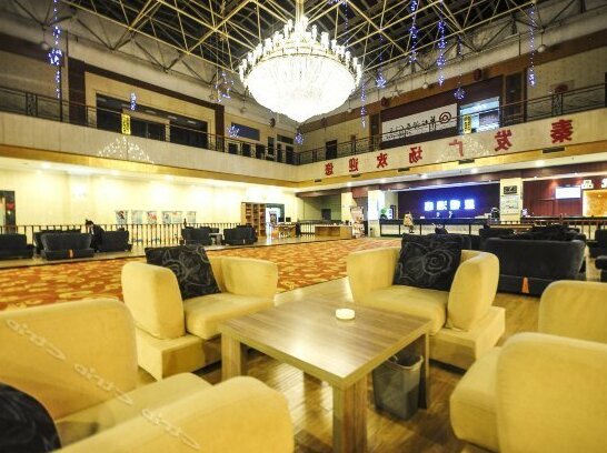 Starway Hotel Qinhuangdao Railway Station - Photo2