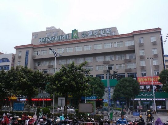 Jinjiang Inn Select Qinzhou Niannianfeng Square Wal-Mart