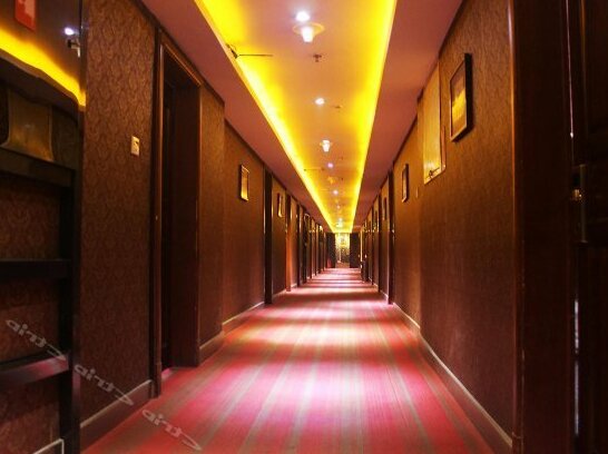 Baihe Hotel Qiqihar - Photo4