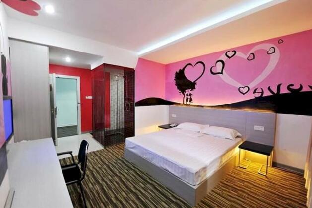 Quanzhou For You Theme Hotel Wenling Branch - Photo3