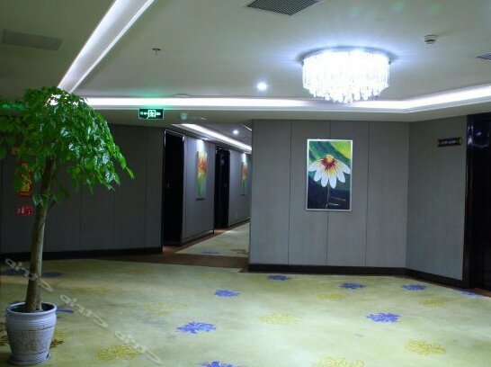 WeiHua InternationaI Hotel - Photo4