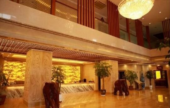Jubao Hotel Qujing