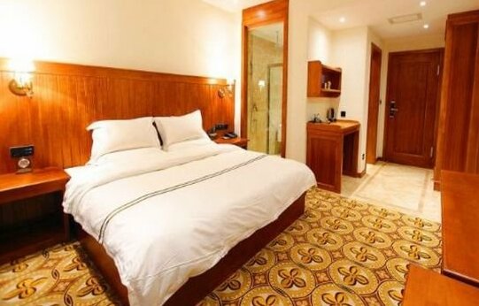 Longju Hotel Qujing - Photo2