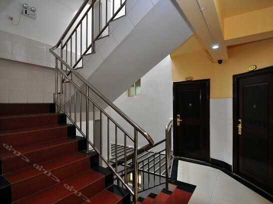 YT Hotel - Photo2
