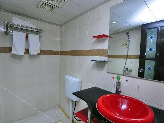 YT Hotel - Photo5