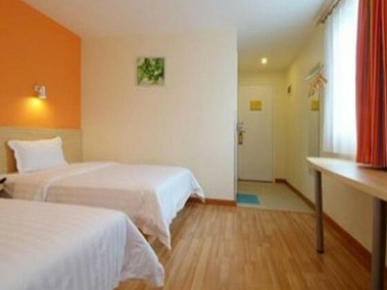 7 Days Inn Rizhao Development Zone Branch - Photo3