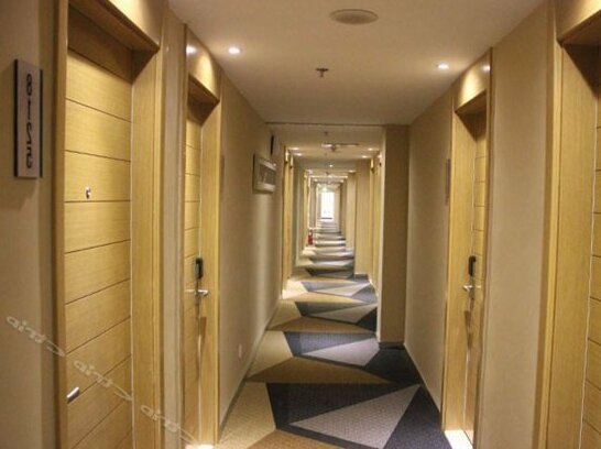 City Express Hotel Rizhao Branch - Photo2