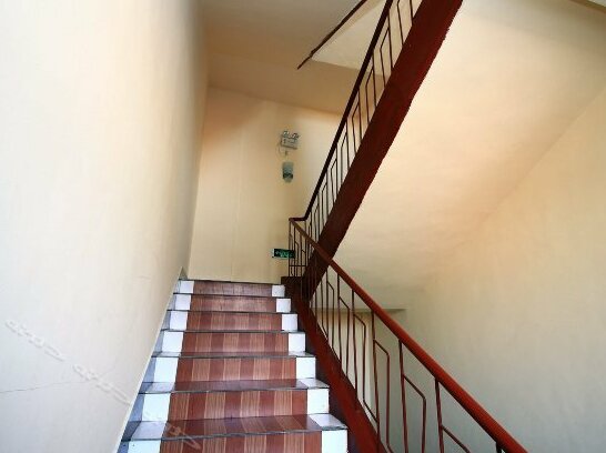 Jiuhua Business Hotel - Photo4