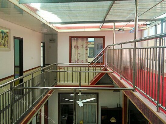 Rzrjyj - Photo2