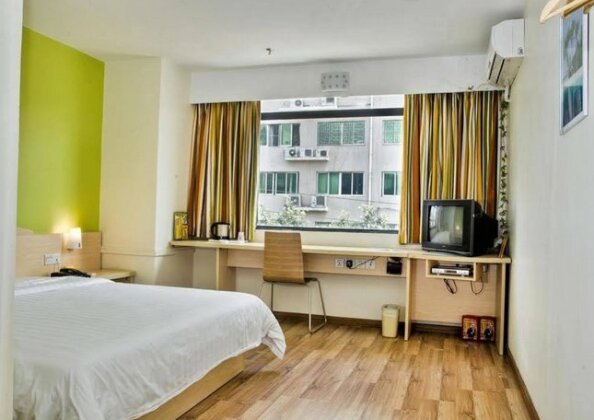Seven Days Hotel Rizhao - Photo5