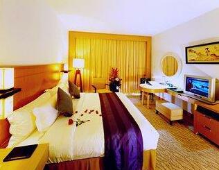 Days Hotel and Suites Sanya Resort - Photo5