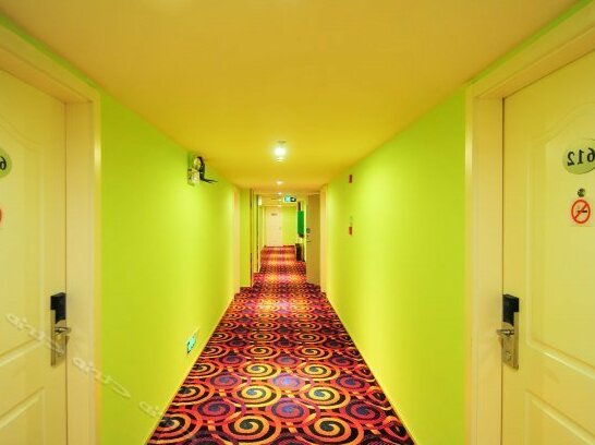 Home Inn Sanya - Photo4