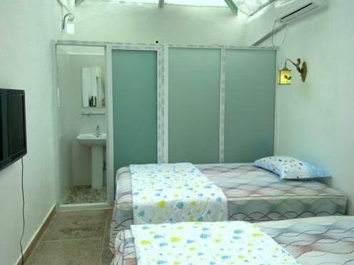 Lulu Beach Hostel - Photo4