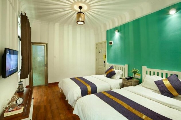 Sanya Seinecoast Inn - Photo4