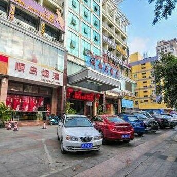 Yangshuo West Street Residence