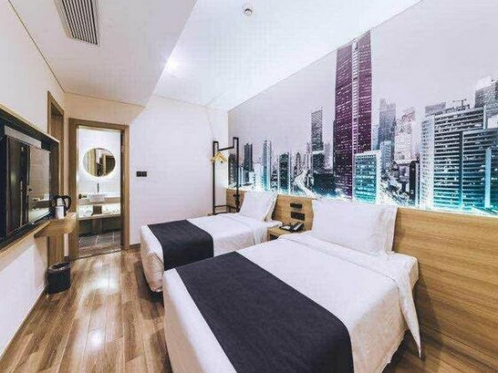 Atour Light Hotel Jing'an Temple Branch - Photo3