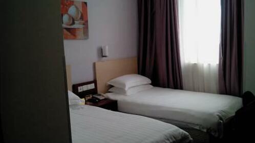 Baiyi Hotel Apartment - Photo5