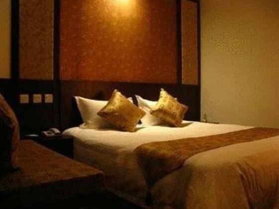 Baolong Homelike Hotel Shanghai Jinian Road - Photo2