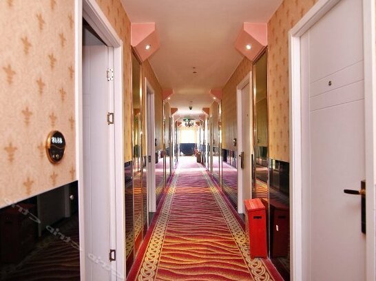 Elan Hotel Shanghai Hongqiao Hub Jinfeng - Photo3