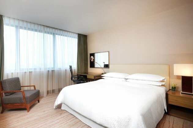 Four Points by Sheraton Shanghai Daning - Photo5