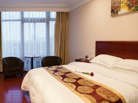 Green Tree Inn Shanghai - Photo3