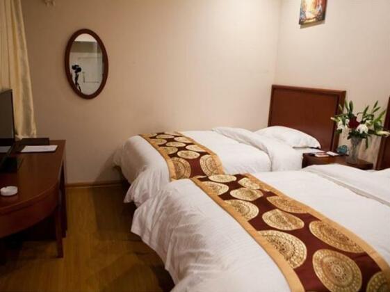 Green Tree Inn Shanghai - Photo4
