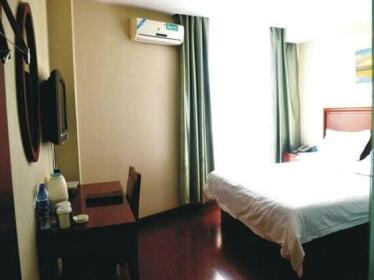 GreenTree Alliance Shanghai Fengzhuang Metro Station Hotel