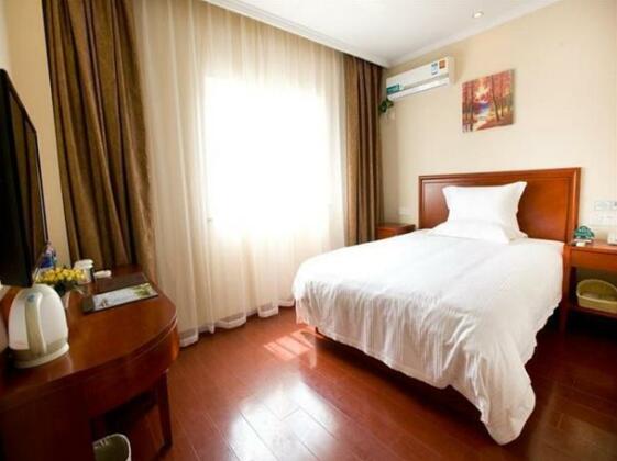GreenTree Inn Shanghai Hongqiao Hub Convention Center Huaxiang Road Shell Hotel