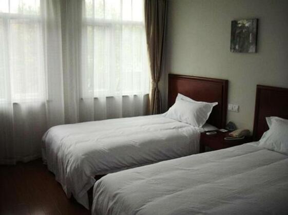 GreenTree Inn Shanghai Hongqiao Hub Convention Center Huaxiang Road Shell Hotel - Photo3