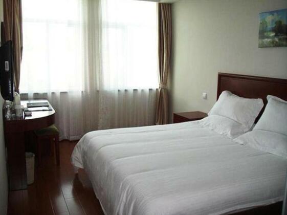 GreenTree Inn Shanghai Hongqiao Hub Convention Center Jinghua Road Shell Hotel - Photo4