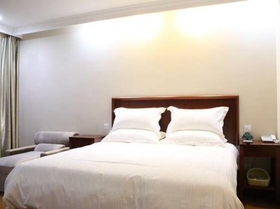 GreenTree Inn Shanghai Hongqiao Hub Qibao Express Hotel - Photo2