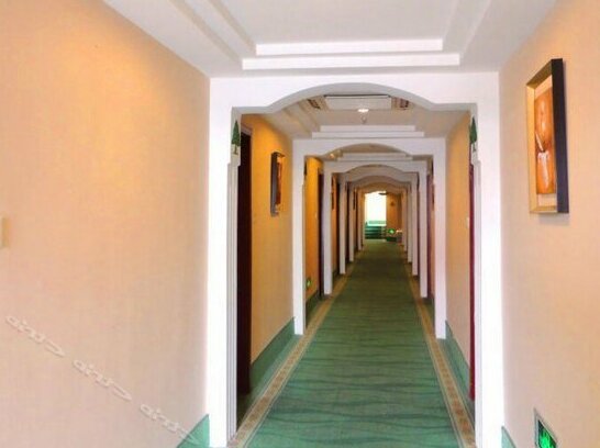 GreenTree Inn Shanghai Jiading Huancheng Road Express - Photo2
