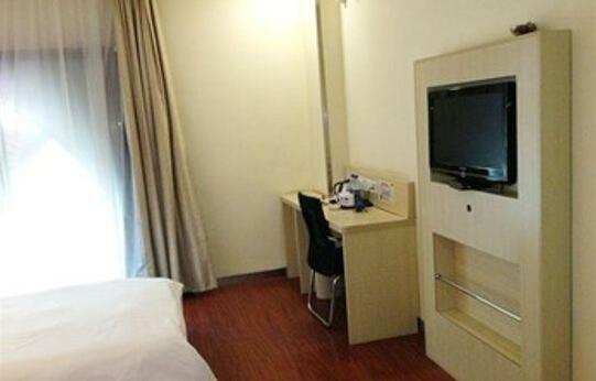 Hanting hotel Songjiang SiJing Domestic Only - Photo3