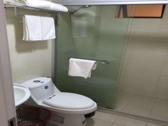 Harcourts Executive Hotel - Photo3