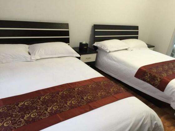 Harcourts Executive Hotel - Photo4