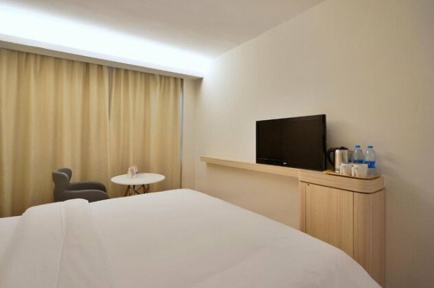 Hi Inn Shanghai Zhenru Lanxi Road - Photo3