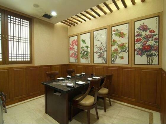 Highton Hotel Shanghai - Photo4