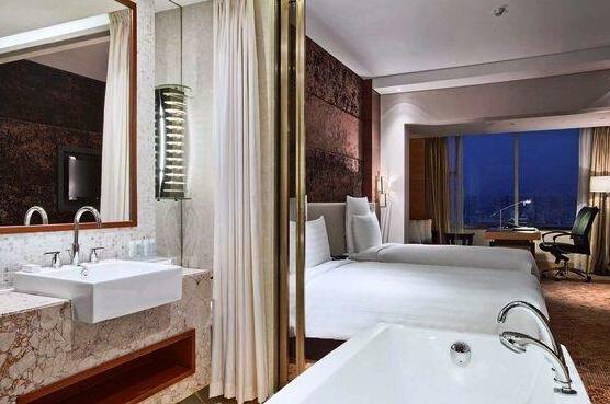 Hilton Shanghai Hongqiao - Photo3