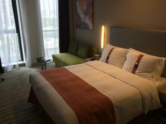Holiday Inn Express Shanghai Gongkang - Photo2