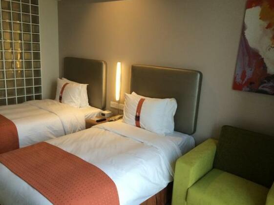 Holiday Inn Express Shanghai Gongkang - Photo3