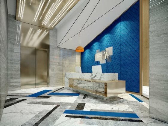 Holiday Inn Express Shanghai Gubei - Photo2