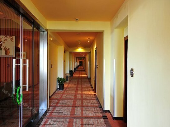 Home Inn Shanghai Jiading Tacheng Road - Photo3